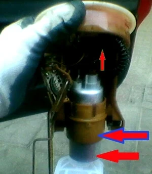 замена бензонасоса BMW 3 E36 бензонасос БМВ Е36